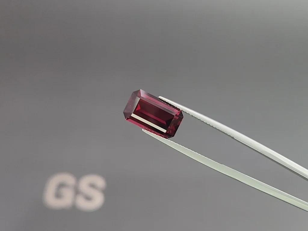 Carnet octagon cut 5.58 carats, Tanzania Image №3