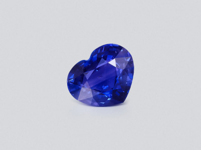 Unheated sapphire Royal Blue shape heart  2.00 carats, Sri Lanka photo