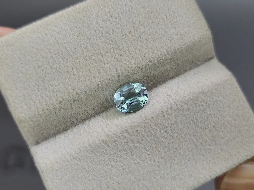 Aquamarine oval cut 0.66 carats, Madagascar  Image №4