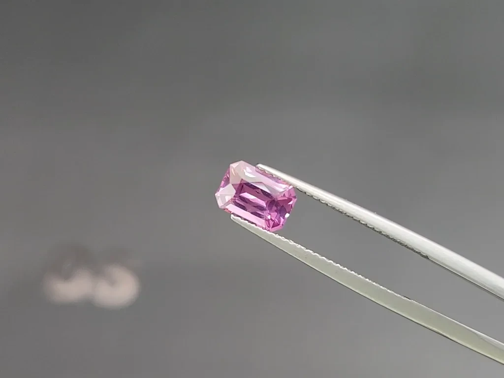 Pink spinel radiant cut 1.54 carats, Tanzania Image №3