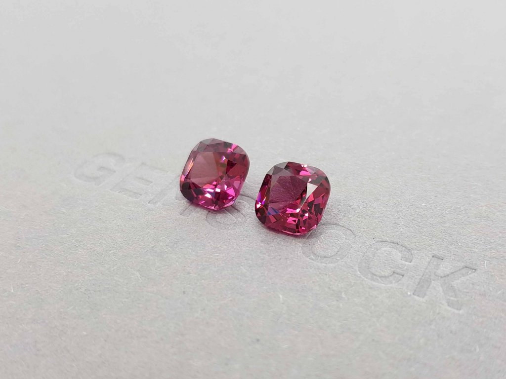 Pair of rich cushion cut rhodolites 5.57 ct, Malawi Image №3