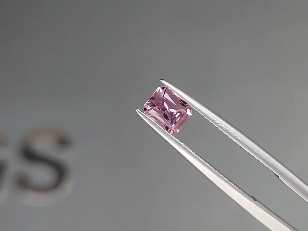 Unheated radiant cut pink sapphire 0.79ct, Madagascar Image №3