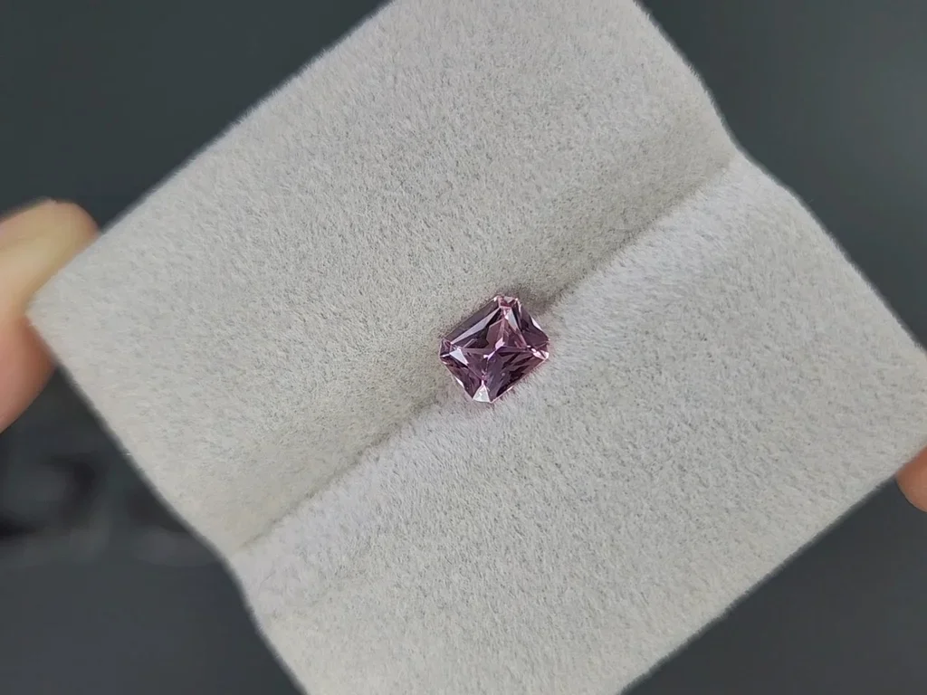 Unheated radiant cut pink sapphire 0.79ct, Madagascar Image №4