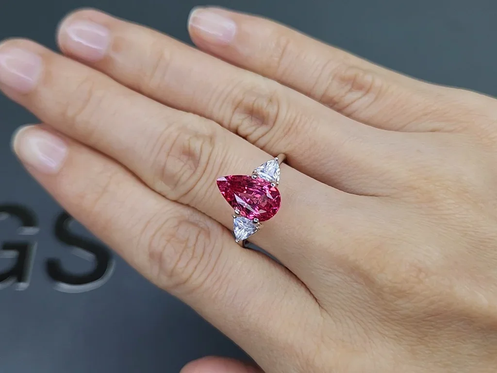 Red-pink Mahenge spinel in pear cut 3.67 carats, Tanzania  Image №5