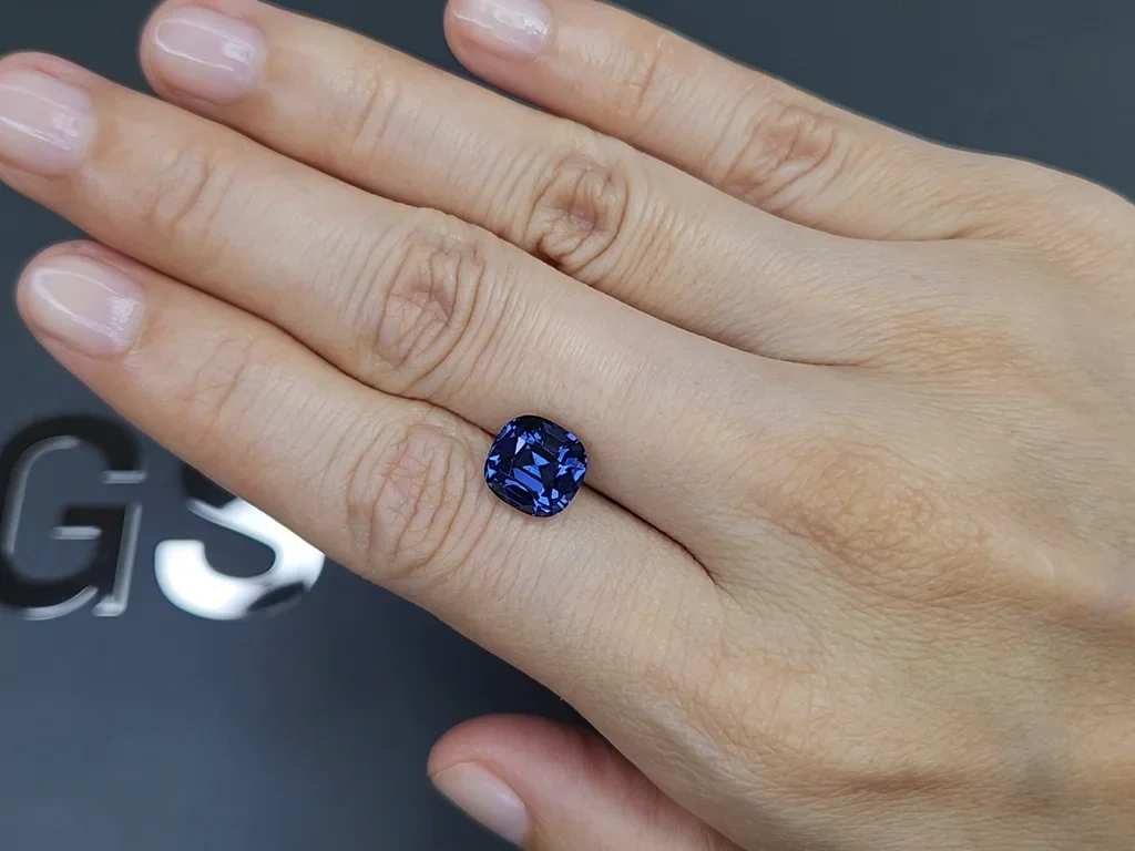 Cobalt blue spinel in cushion cut 4.03 carats, Tanzania Image №2