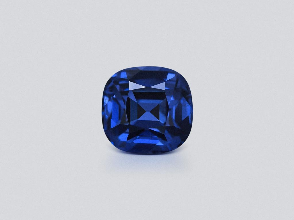Cobalt blue spinel in cushion cut 4.03 carats, Tanzania Image №1