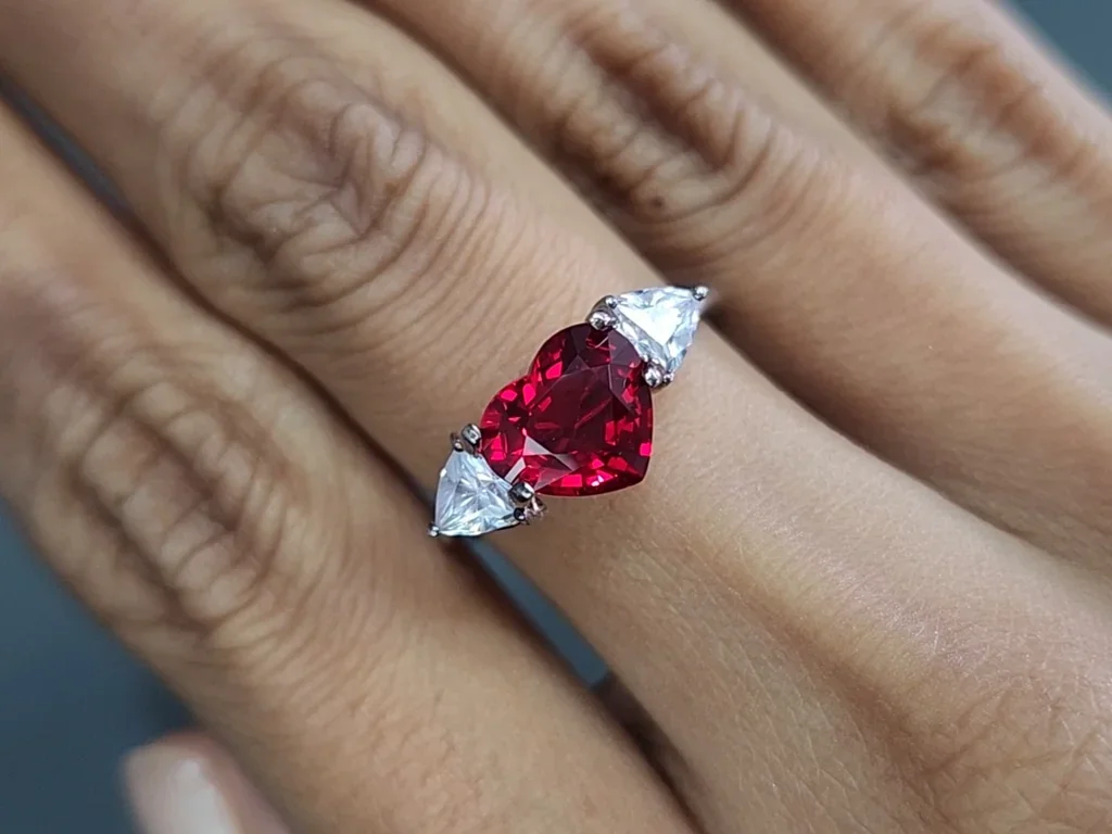 Unheated ruby Pigeon Blood heart shape 2.17 carats, Mozambique Image №5