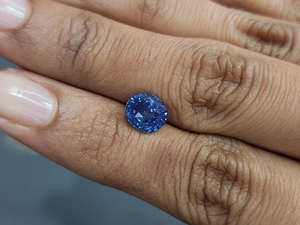 Unheated blue sapphire oval cut 2.51 carats, Sri Lanka Image №2