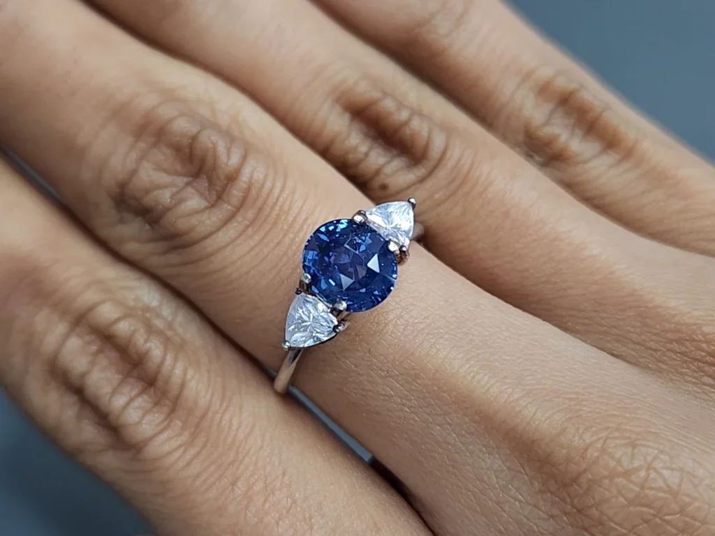 Unheated blue sapphire oval cut 2.51 carats, Sri Lanka Image №5