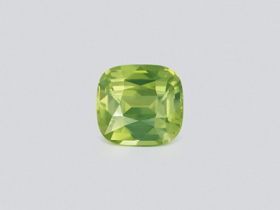 Yellow green zircon cushion cut 5.29 carats, Africa photo