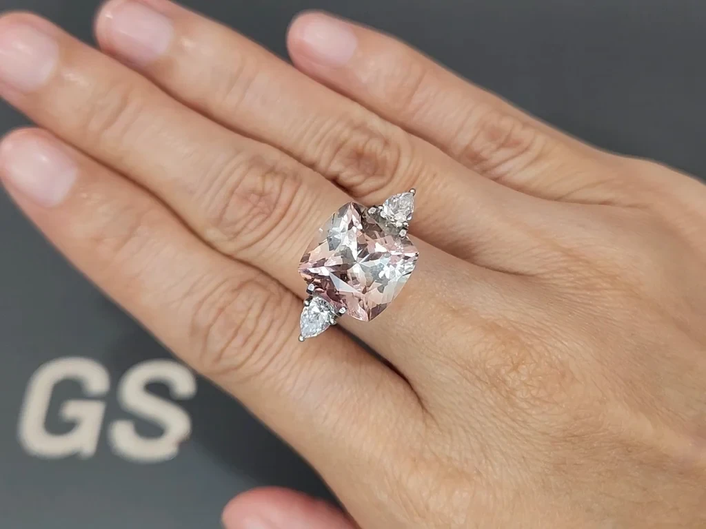 Tourmaline Bi-Color cushion cut 9.48 carats, Africa Image №5