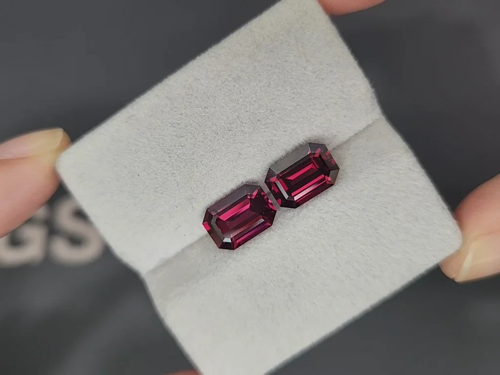 Pair of purple garnets rhodolite octagon cut 5.50 carats, Tanzania Image №4