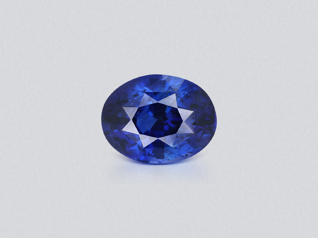 Sapphire Royal Blue oval cut 2.52 carats, Sri Lanka Image №1