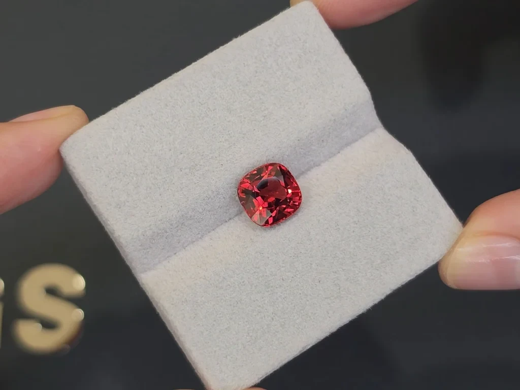 Spinel vivid pink orange with Vibrant proportions cushion cut 3.02 carats, Vietnam Image №4