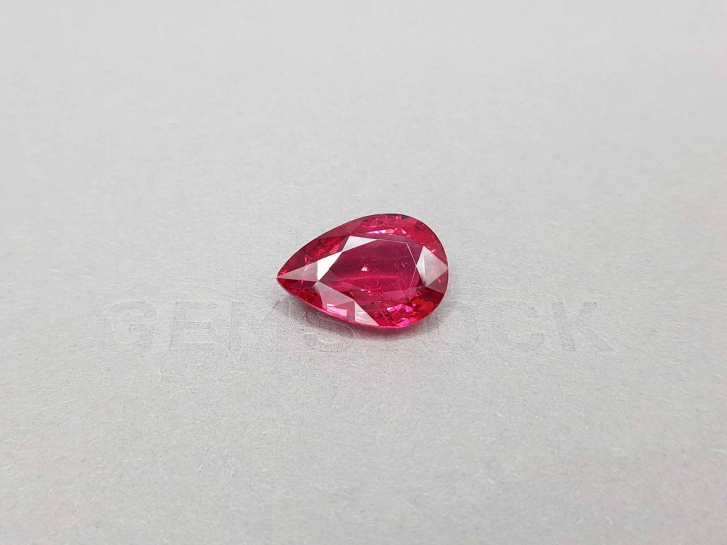 Vibrant vivid red Mahenge pear cut spinel 10.72 ct, Tanzania Image №2