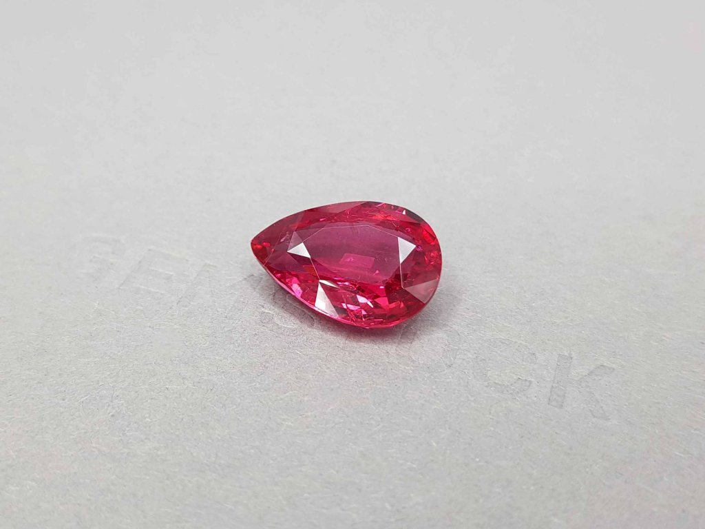 Vibrant vivid red Mahenge pear cut spinel 10.72 ct, Tanzania Image №4
