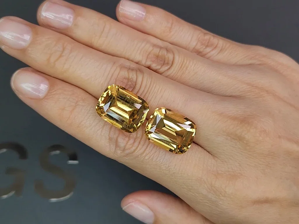 Pair of yellow citrines in a high-precision cushion cut 22.43 carats, Africa Image №2