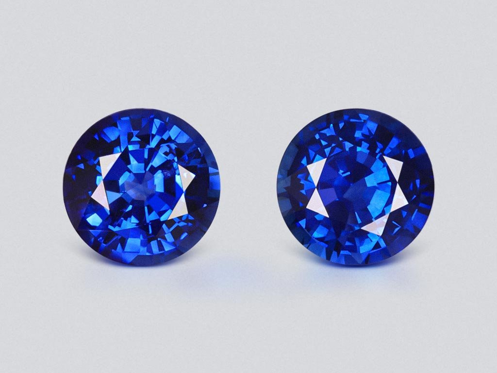 Pair of Royal blue sapphires in round cut 4.42 carats, Sri Lanka Image №1