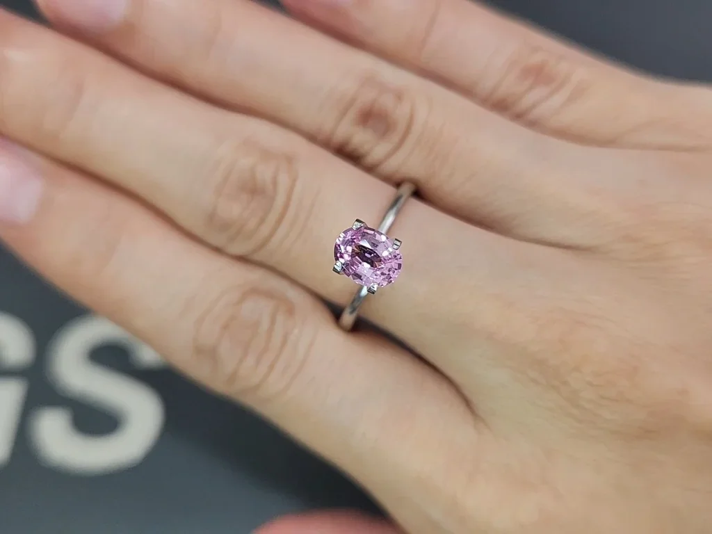 Sapphire Baby Pink oval cut 1.15 carats, Madagascar  Image №5