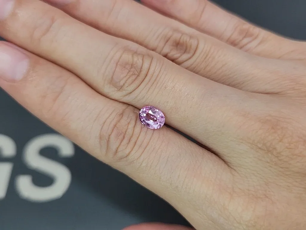 Sapphire Baby Pink oval cut 1.15 carats, Madagascar  Image №2