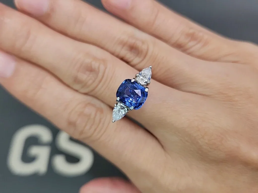 Blue sapphire cushion cut 3.04 carats, Sri Lanka Image №5