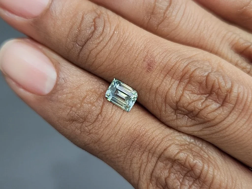 Unheated sapphire polychrome octagon cut 1.17 carats, Sri Lanka Image №2