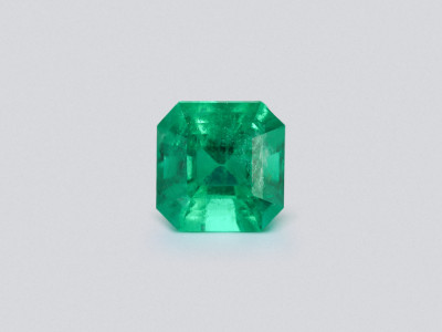 Emerald octagon cut 4.52 carats, Colombia photo