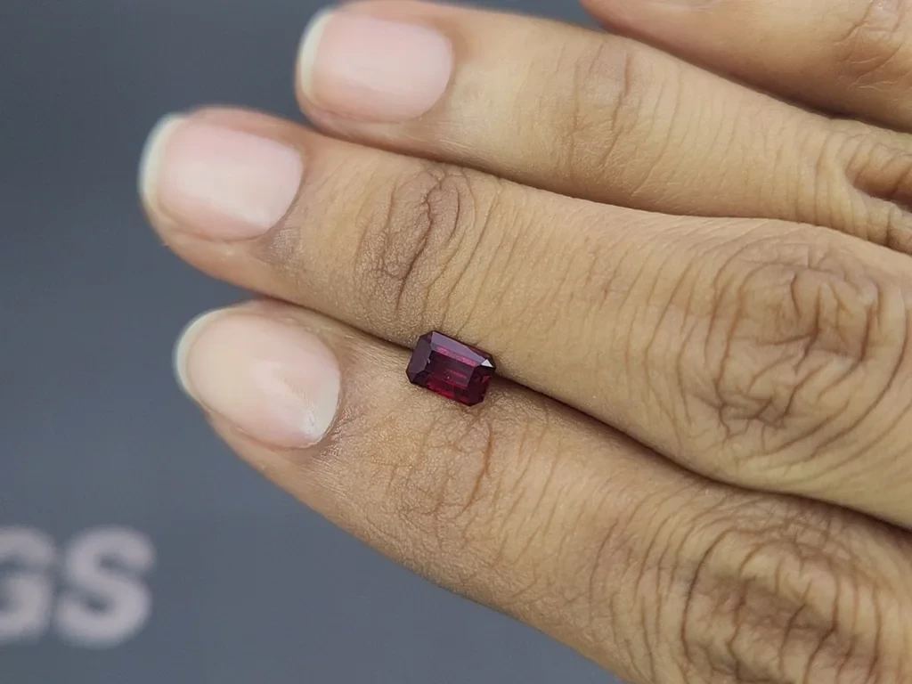 Unheated ruby Pigeon blood octagon cut 0.69 carats, Mozambique  Image №2