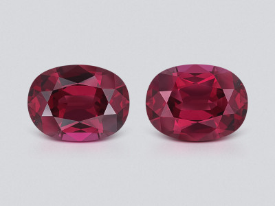 Pair of purple rhodolite garnets oval cut 13.97 carats, Tanzania photo