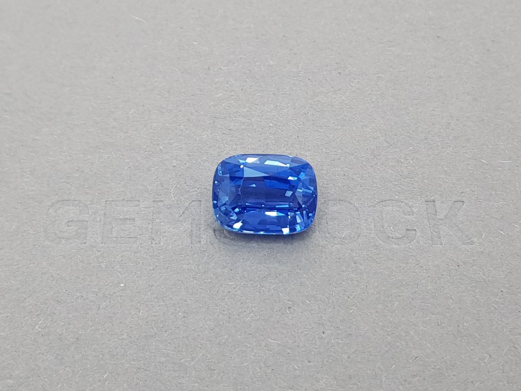 Unheated cushion cut sapphire 8.01 ct Image №1