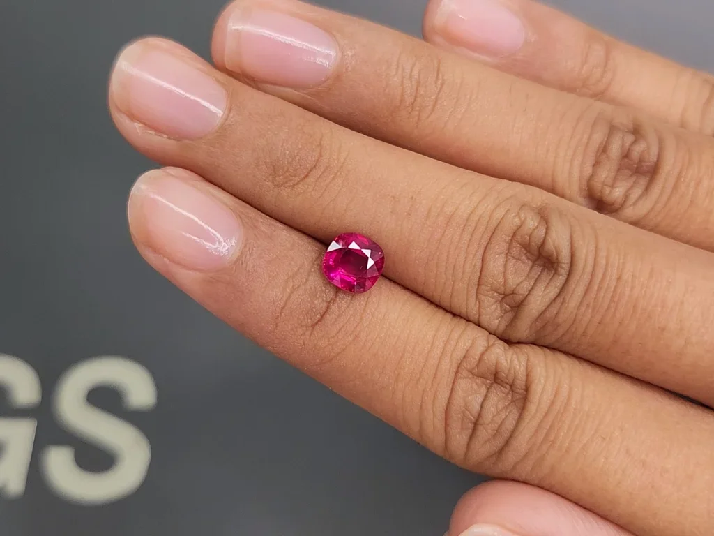 Unheated silky Pigeon's Blood ruby 1.55 carats in cushion cut, Mozambique Image №2