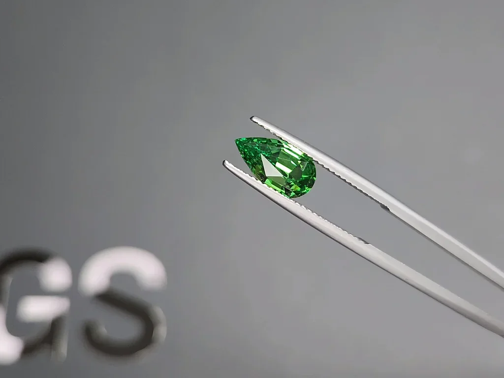 Neon Green tsavorite garnet in pear cut 1.93 carats, Tanzania  Image №3