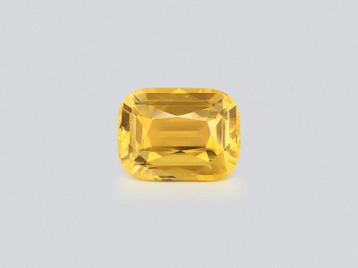 Unheated yellow sapphire cushion cut 8.02 carats, Sri Lanka photo