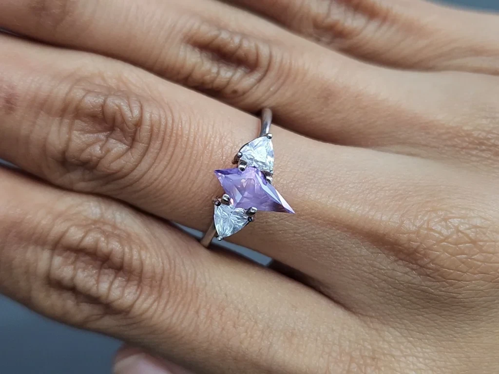 Unheated purple sapphire with rutilated silk effect kite cut 1.70 carats, Sri Lanka Image №5