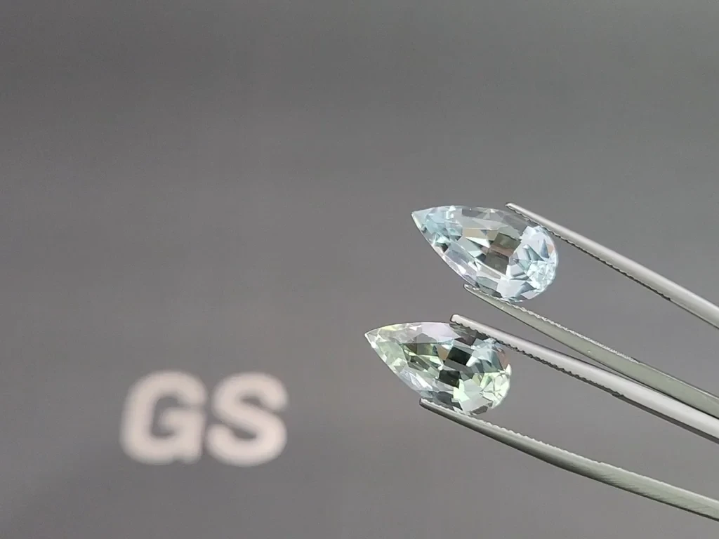 Pair of aquamarines pear cut 10.50 carats, Mozambique Image №3