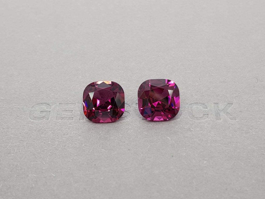 Pair of rare cushion cut rhodolite garnets from Malawi 9.99 ct Image №1