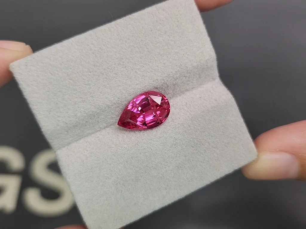 Spinel Mahenge Vibrant pink red pear cut 3.44 carats, Tanzania Image №4