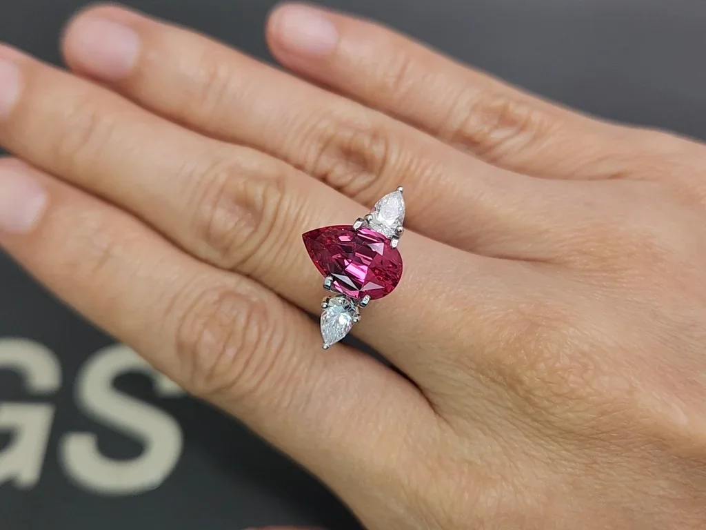 Spinel Mahenge Vibrant pink red pear cut 3.44 carats, Tanzania Image №5