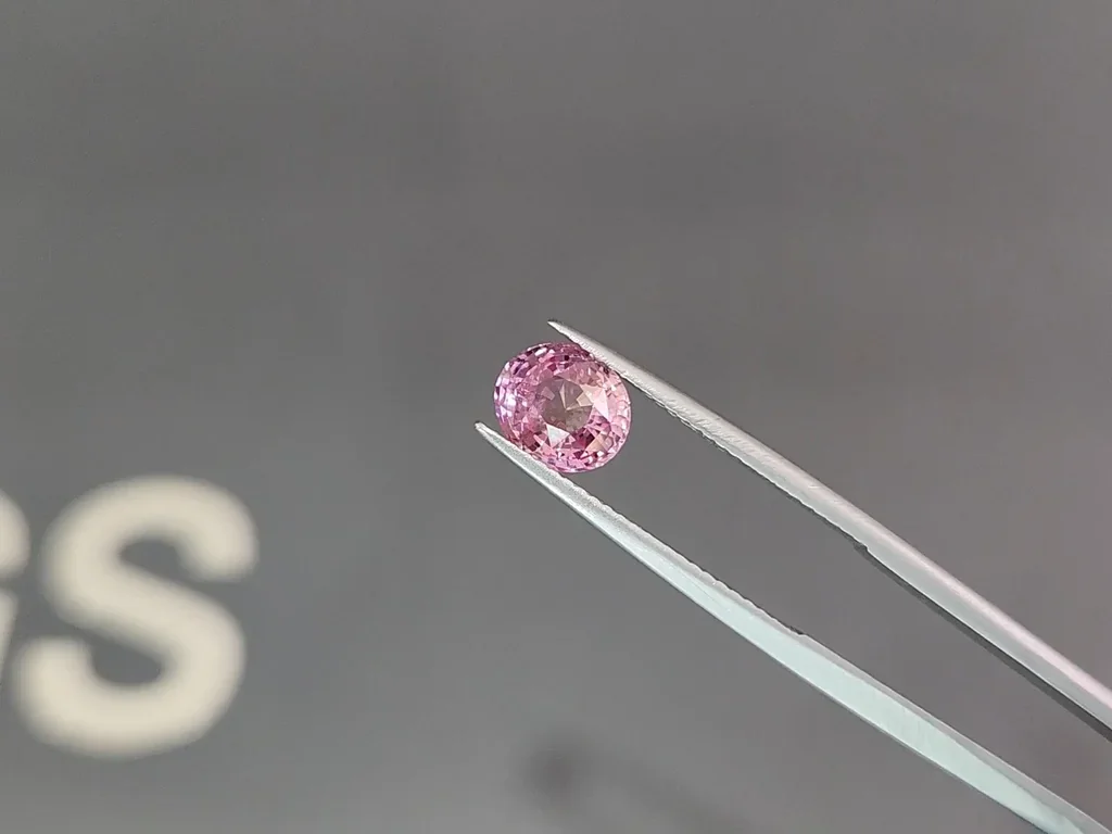 Unheated sapphire Padparadscha oval cut 2.05 carats, Madagascar Image №3