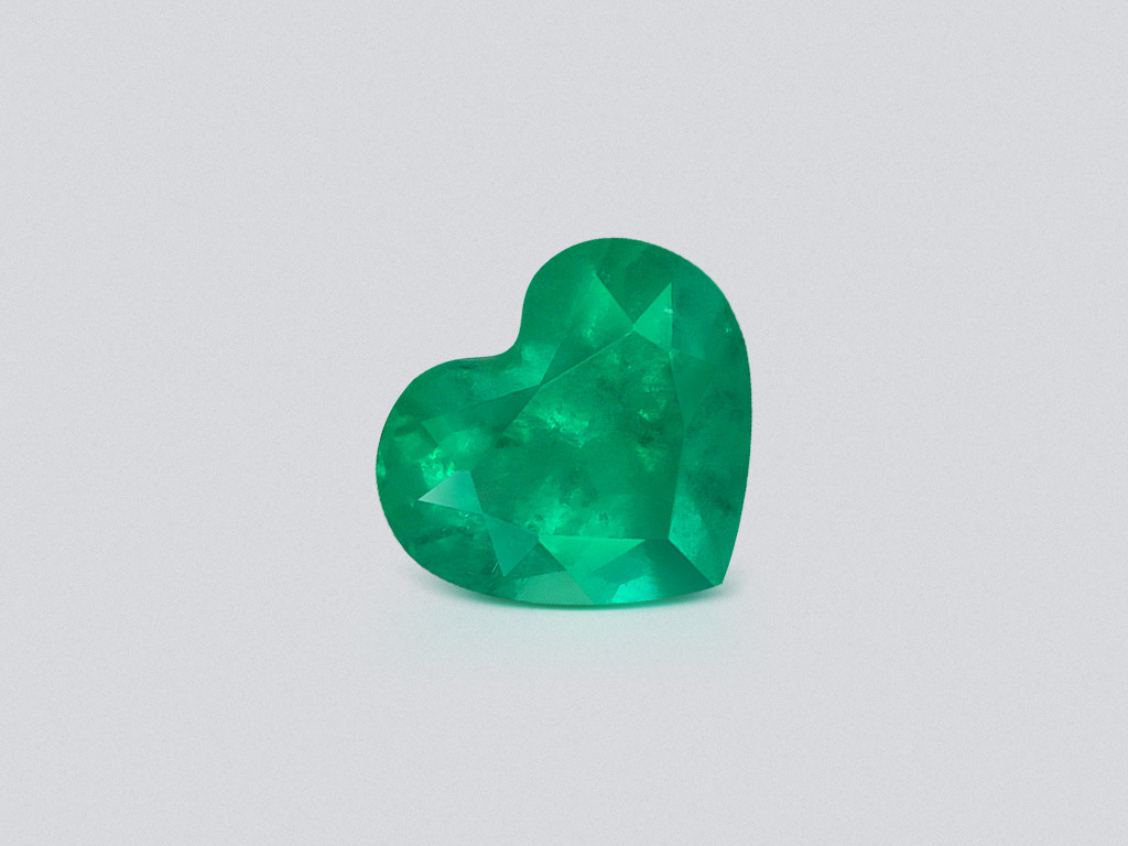 Emerald heart shape 2.03 carats, Colombia Image №1