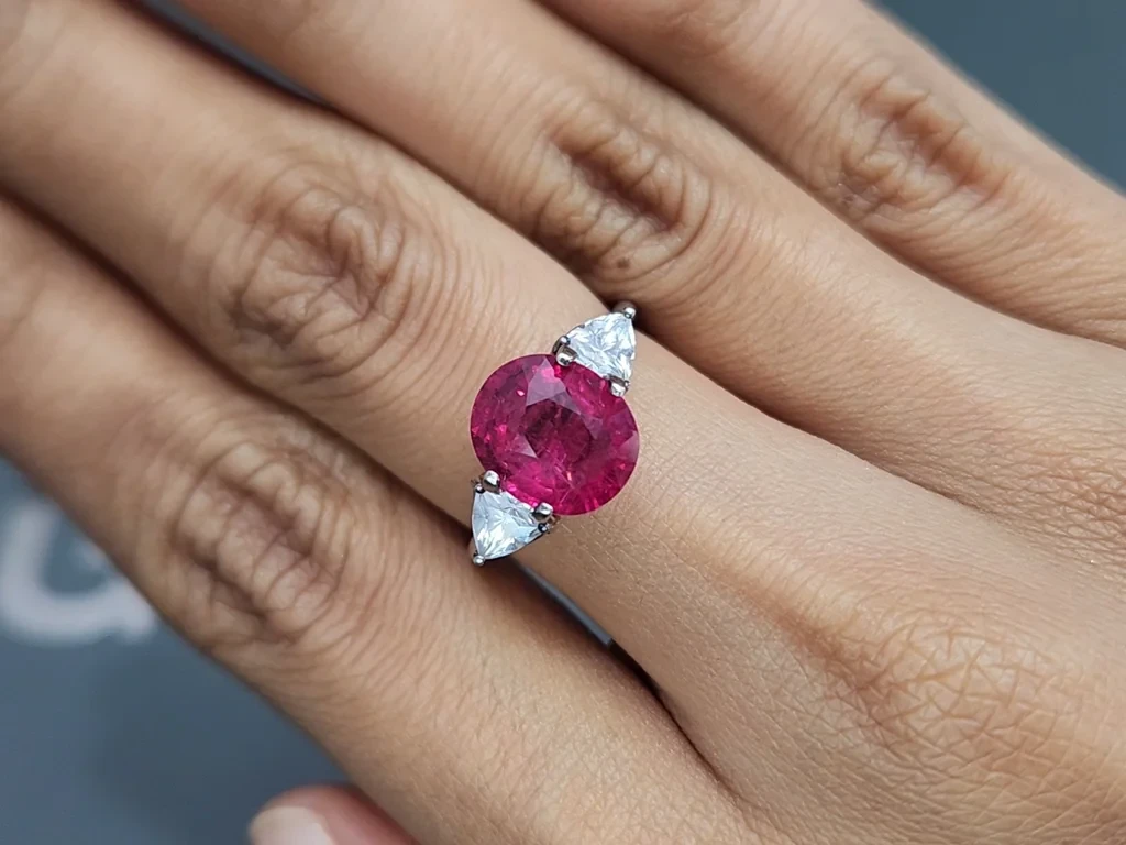 Tourmaline rubellite cushion cut 3.17 carats, Africa Image №5