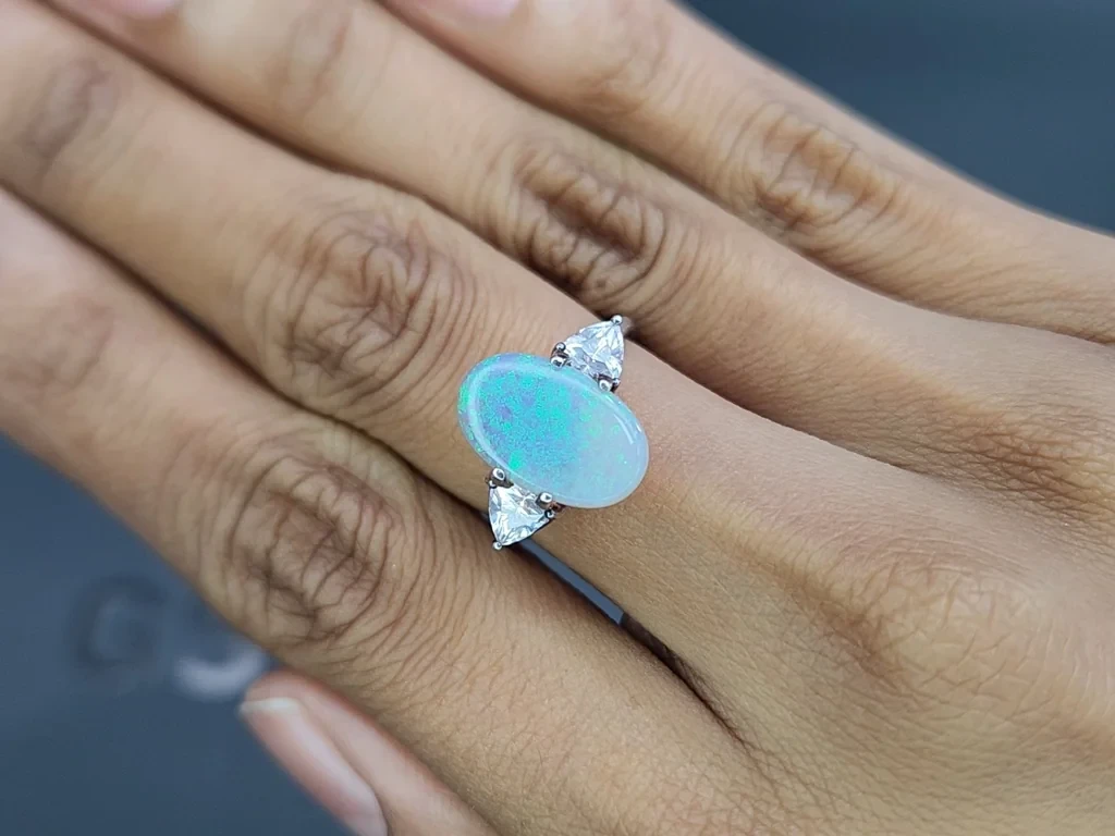 Opal oval cut 2.48 carats, Australia Image №5