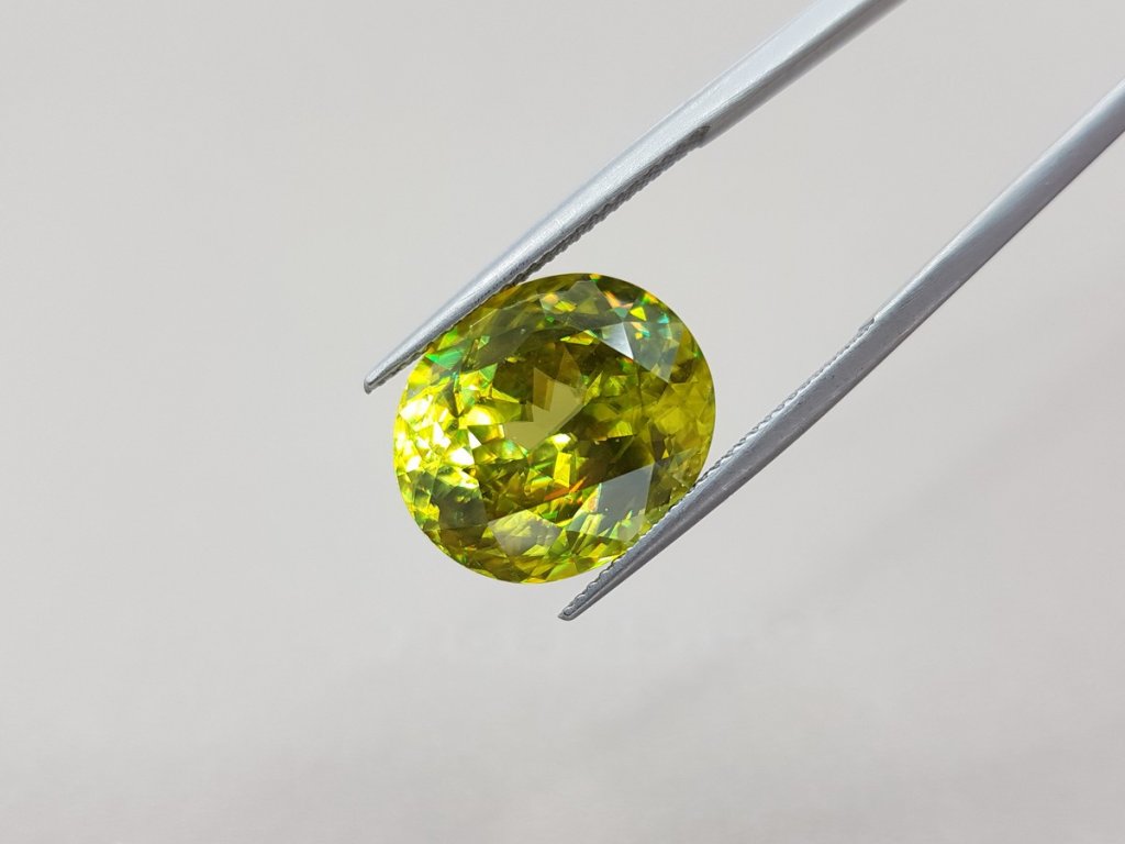 Bright golden green sphene 13.44 ct Image №4