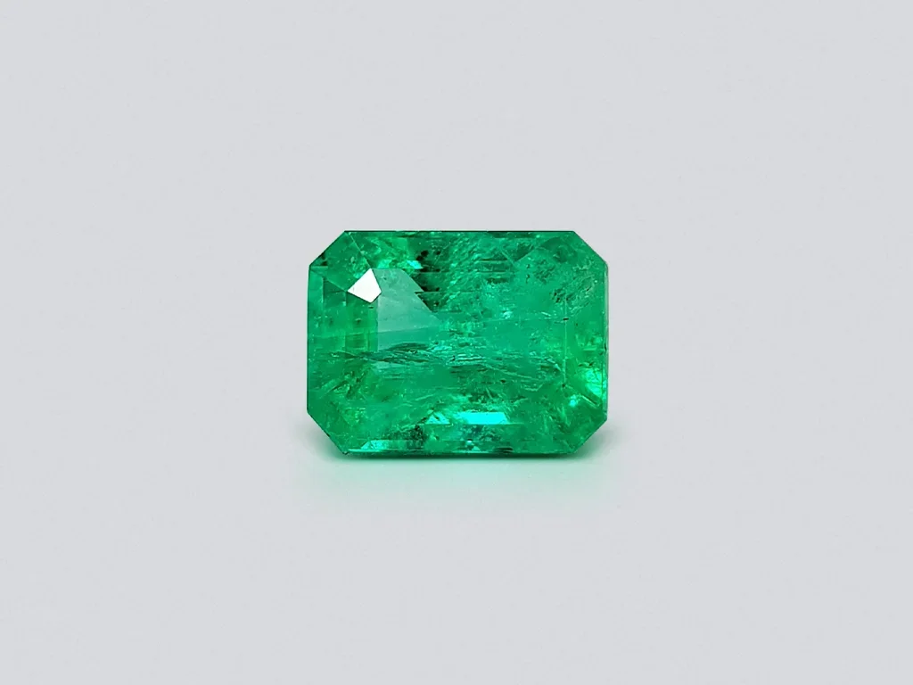 Vivid Green emerald octagon shape 2.06 ct, Zambia, Insignificant Image №1