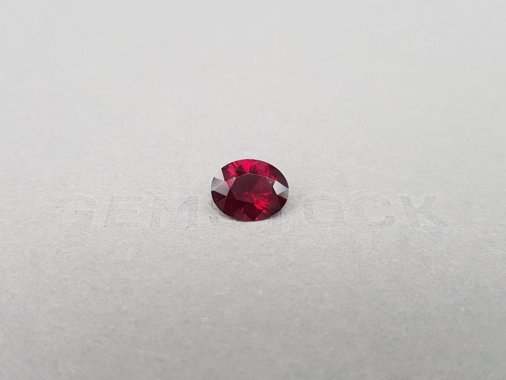 Oval cut rhodolite garnet 2.65 ct, Tanzania Image №2