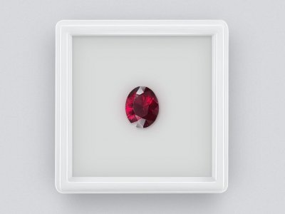 Oval cut rhodolite garnet 2.65 ct, Tanzania photo