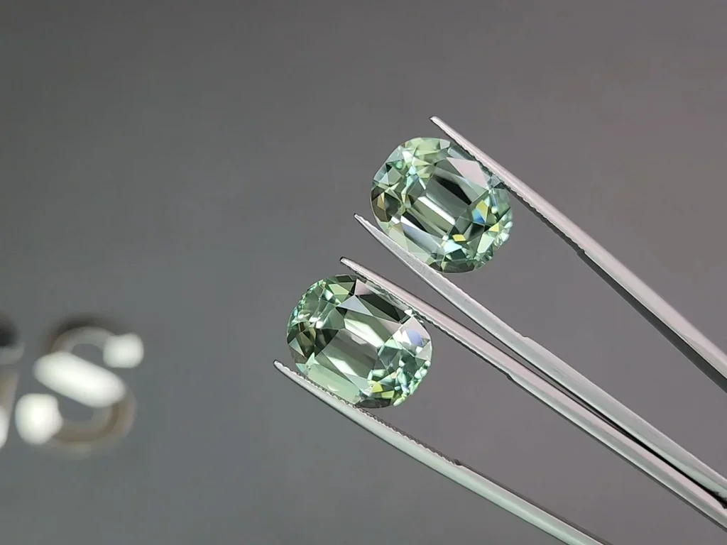Set of mint green cushion cut tourmalines 31.91 carats, Afghanistan  Image №4