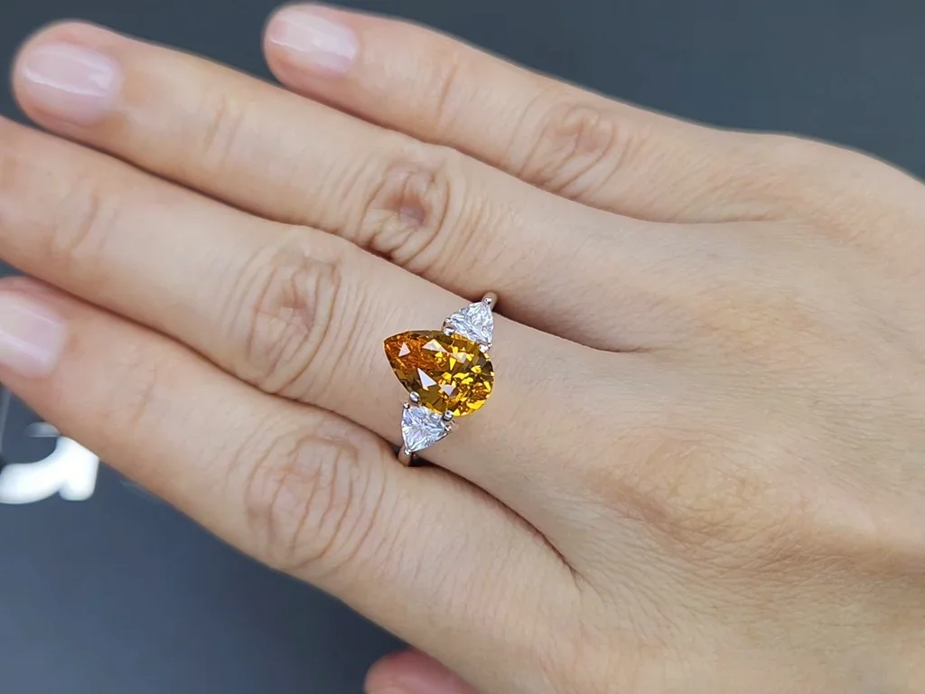 Orange-yellow pear-cut sapphire 4.09 carats, Sri Lanka Image №5