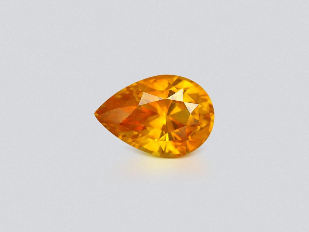 Orange-yellow pear-cut sapphire 4.09 carats, Sri Lanka Image №1