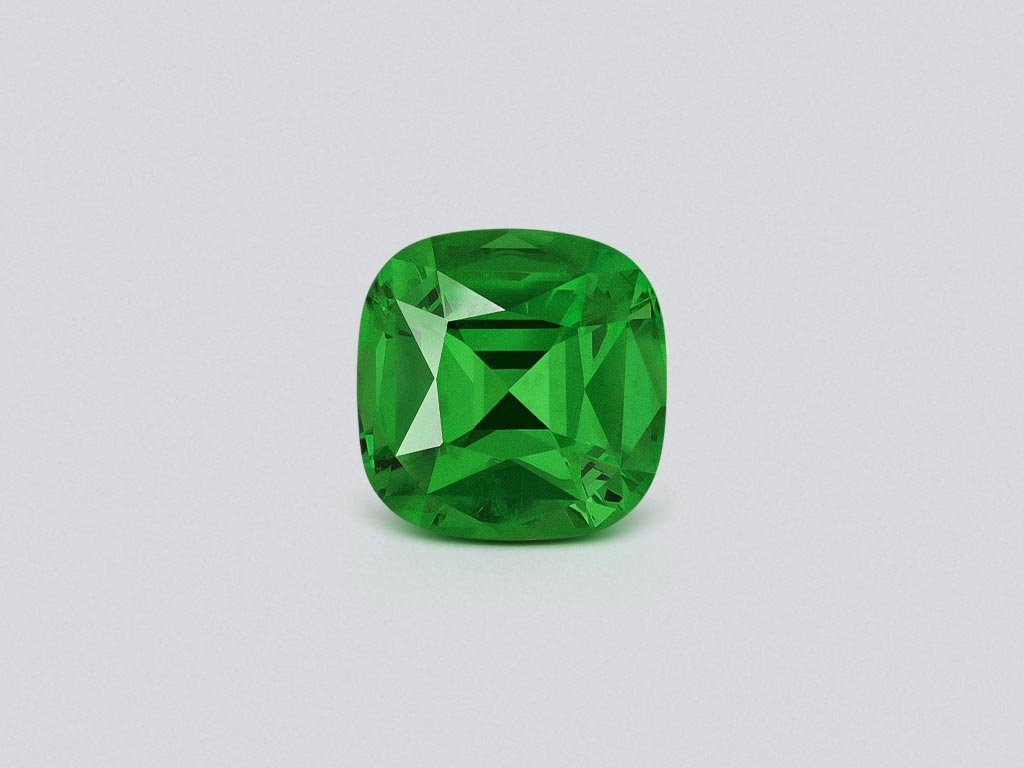 Intense Green tsavorite garnet in cushion cut 1.93 carats, Tanzania Image №1